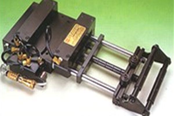 Cấp phôi khí nén dùng cho phôi dày